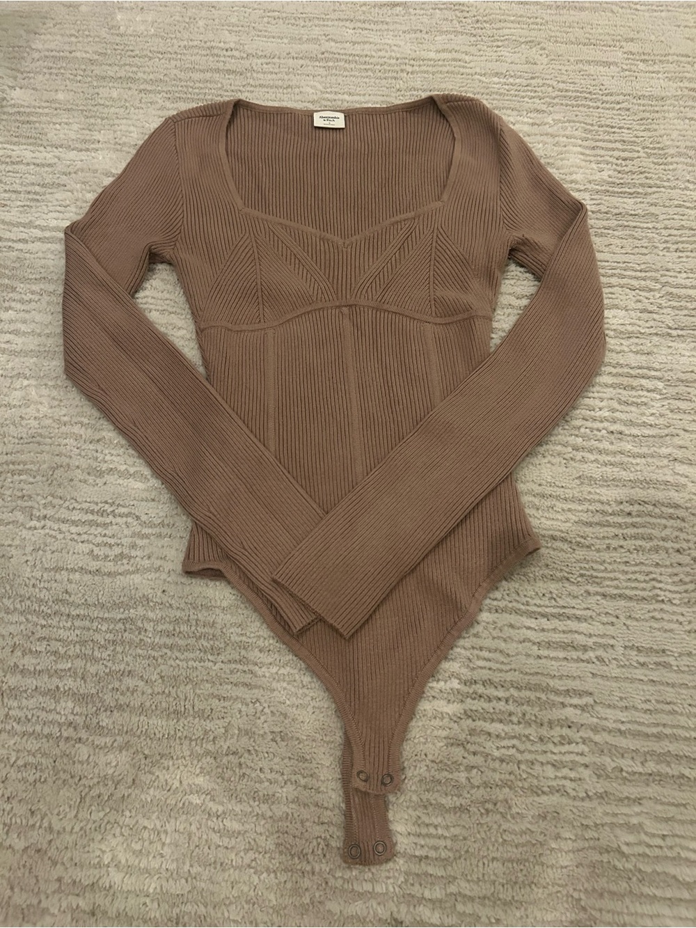 Abercrombie & Fitch Ribbed Long-Sleeve Bodysuit - Taupe